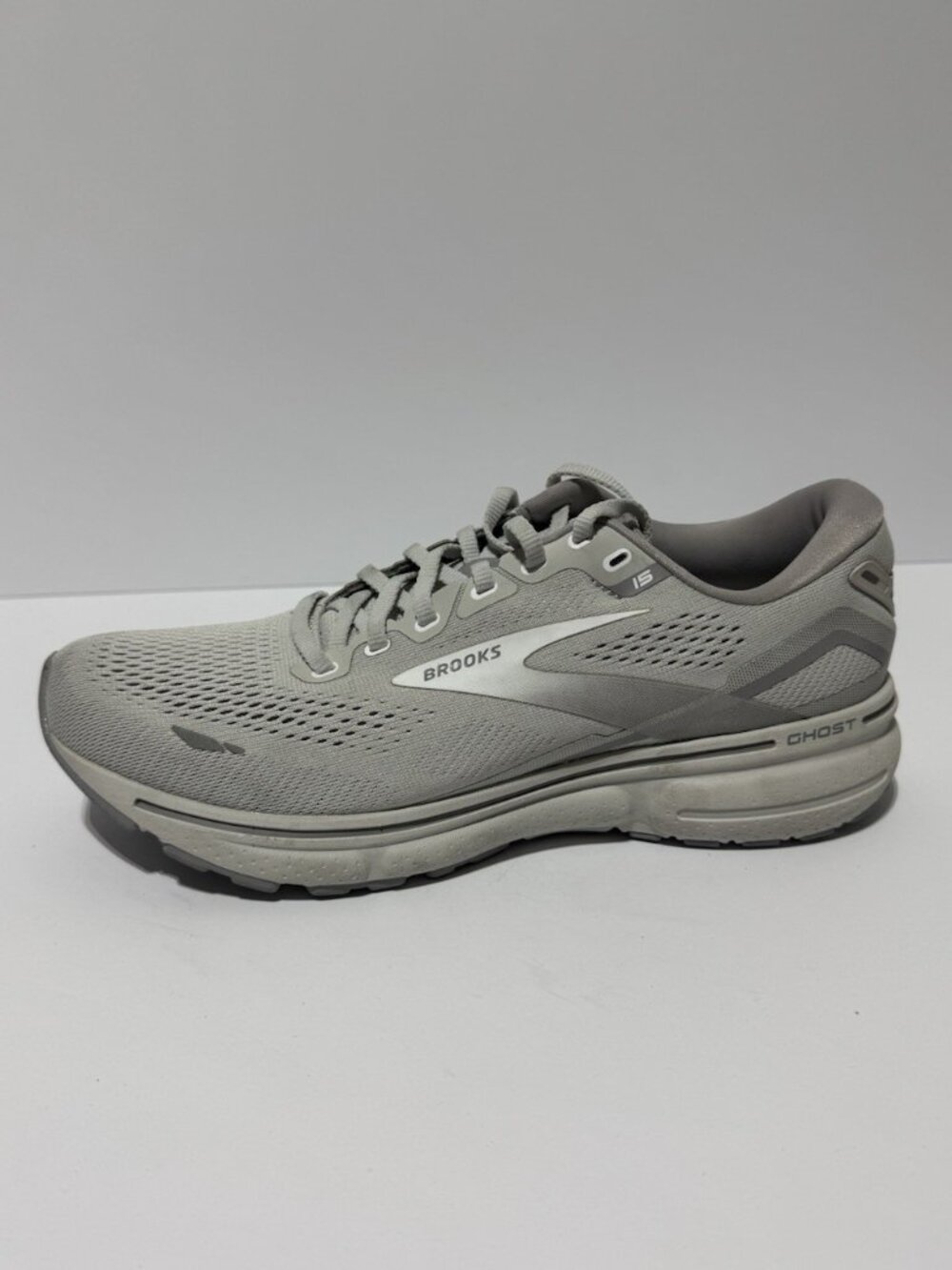 Brooks Womens Ghost 15 Running Shoes Gray Size 10 M